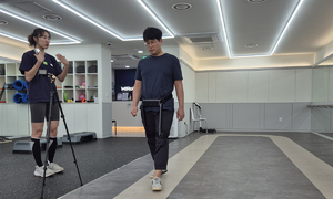 보행 환경별 맞춤 보조… 걷기 안전 ‘성큼성큼’