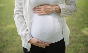 출산휴가 급여 상한액 월 220만원으로 인상