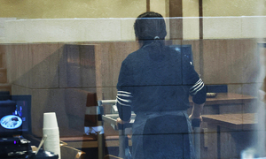 골목상권, 찬바람 ‘쌩쌩’… 가게는 ‘텅텅’, 배달콜만 ‘딩동’ [밀착취재]