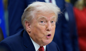 '금리 인하' 촉구한 트럼프 