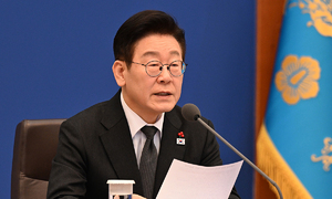 李 대통령 지지율 60%… 경제·민생에 엇갈린 평가